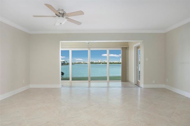 868 BAYWAY BOULEVARD 108, Clearwater Beach, FL 33767