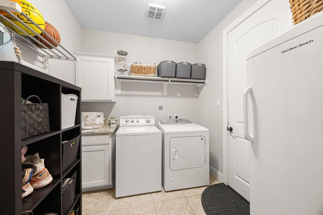 8706 Rampart Point Drive, Richmond, TX 77406