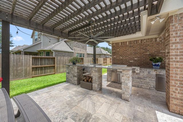 8706 Rampart Point Drive, Richmond, TX 77406