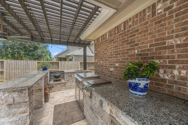 8706 Rampart Point Drive, Richmond, TX 77406