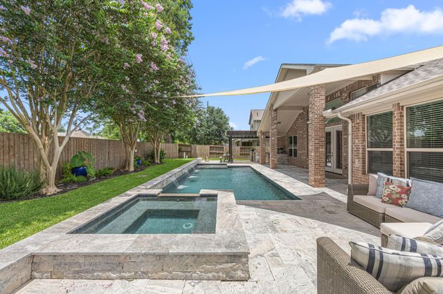 8706 Rampart Point Drive, Richmond, TX 77406