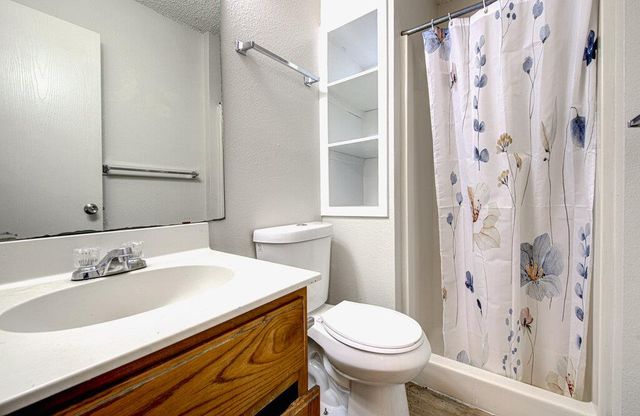 9624 Sugar Hill DR A & B, Austin, TX 78748