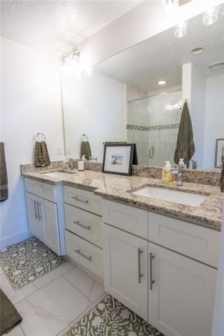 600 43RD AVENUE NE, St Petersburg, FL 33703