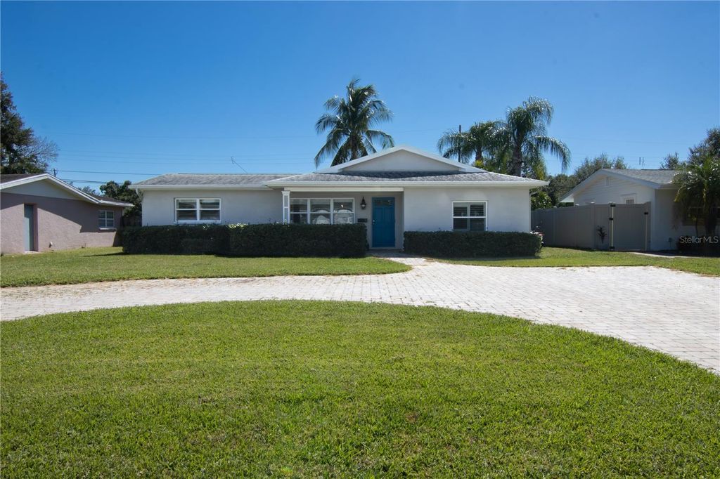 600 43RD AVENUE NE, St Petersburg, FL 33703