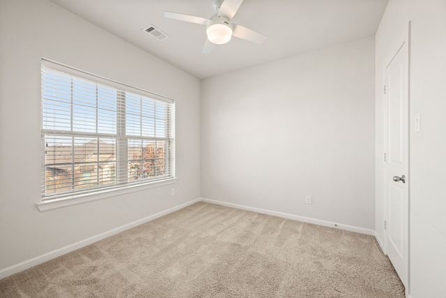 905 Plaza Lane, Argyle, TX 76226