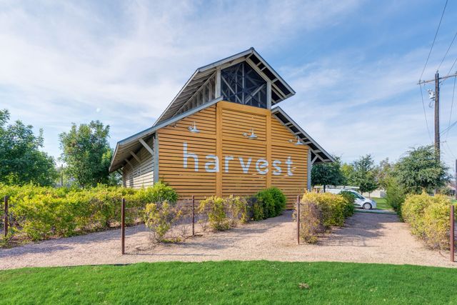 905 Plaza Lane, Argyle, TX 76226