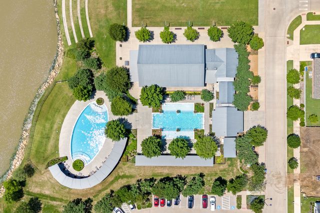 905 Plaza Lane, Argyle, TX 76226