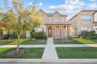 905 Plaza Lane, Argyle, TX 76226