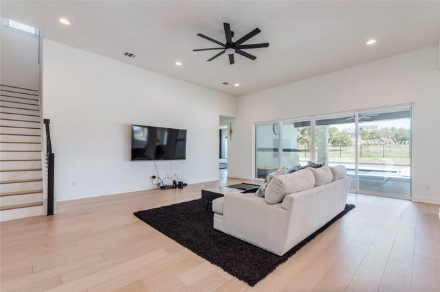 231 Call DR, Austin, TX 78737