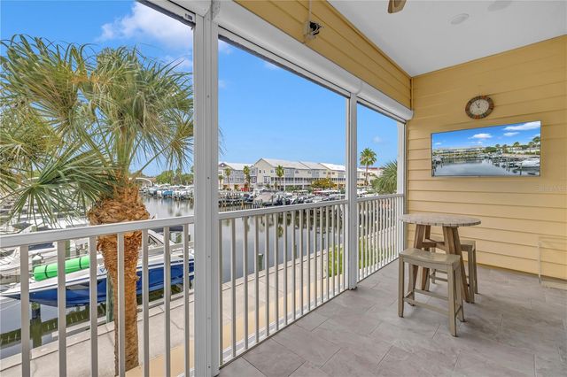 6149 ANCHORAGE WAY S, St Petersburg, FL 33712