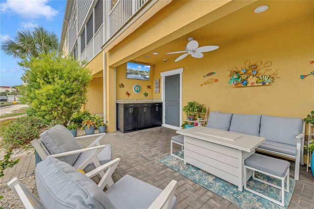 6149 ANCHORAGE WAY S, St Petersburg, FL 33712