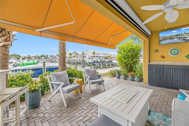 6149 ANCHORAGE WAY S, St Petersburg, FL 33712