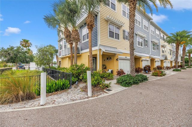 6149 ANCHORAGE WAY S, St Petersburg, FL 33712