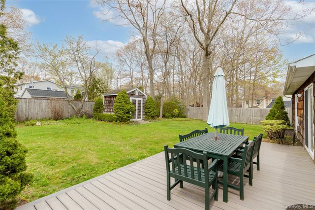 3 Chimney Court, Brookhaven, NY 11719