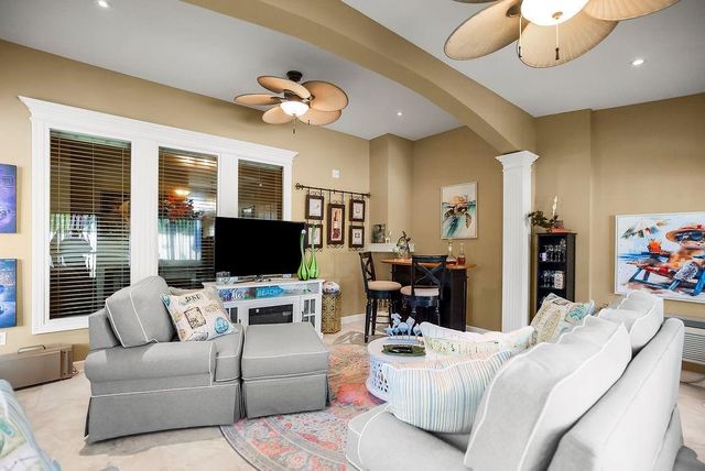 4025 NW Chapman Drive, Blue Springs, MO 64015