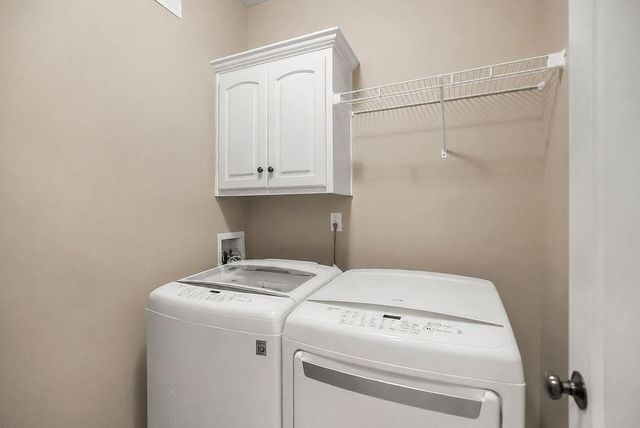 4025 NW Chapman Drive, Blue Springs, MO 64015