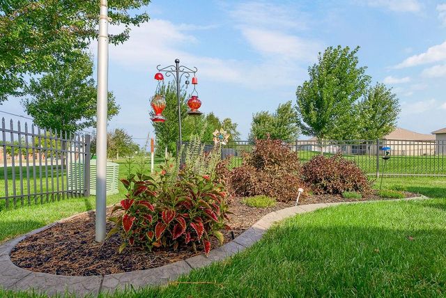 4025 NW Chapman Drive, Blue Springs, MO 64015