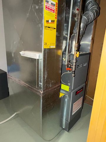 365 E 43rd Street, Minneapolis, MN 55409