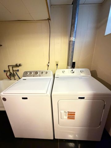 365 E 43rd Street, Minneapolis, MN 55409