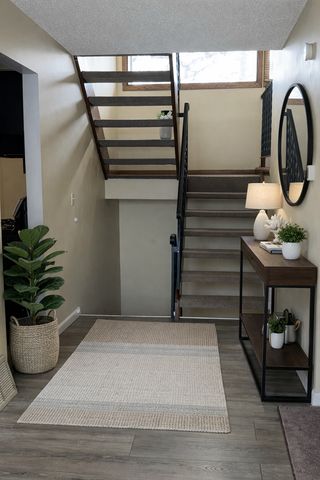 365 E 43rd Street, Minneapolis, MN 55409