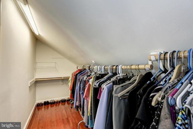 7007 GROVE RD, Alexandria, VA 22306