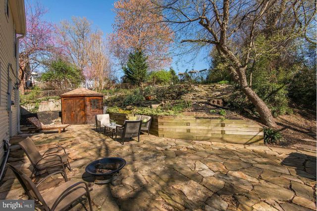 7007 GROVE RD, Alexandria, VA 22306