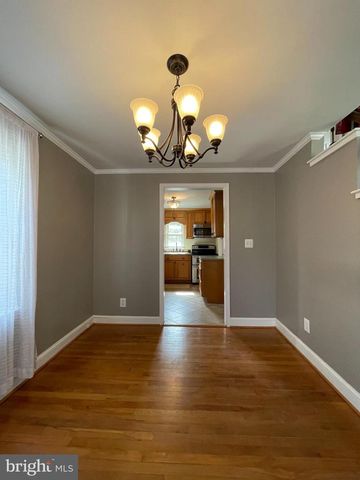 7007 GROVE RD, Alexandria, VA 22306