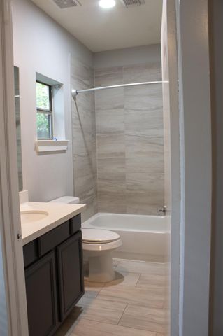 1138 Patterson Street, Houston, TX 77007