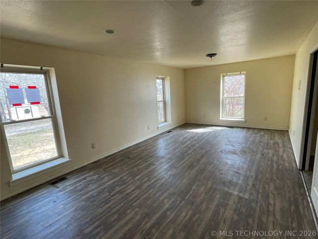 3975 Kennedy Road, Mannford, OK 74044