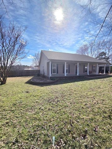 3201 McKinney Street, Mountain View, AR 72560