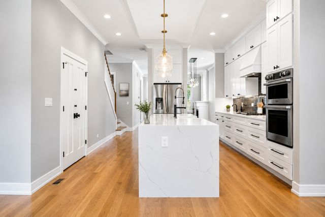 3536 N Albany Avenue, Chicago, IL 60618