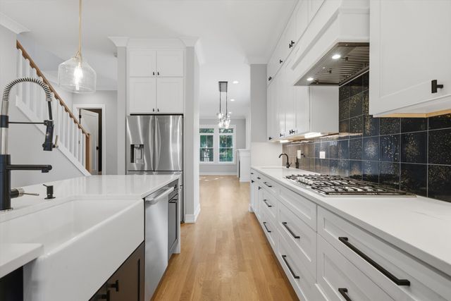3536 N Albany Avenue, Chicago, IL 60618