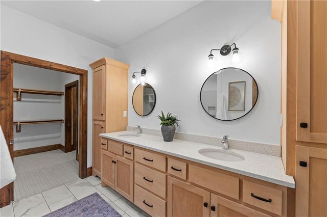 1404 E 183rd Street, Belton, MO 64012