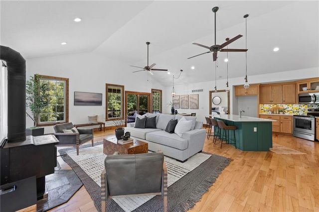 1404 E 183rd Street, Belton, MO 64012