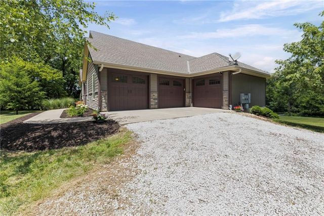 1404 E 183rd Street, Belton, MO 64012