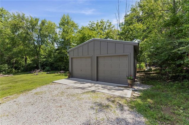 1404 E 183rd Street, Belton, MO 64012