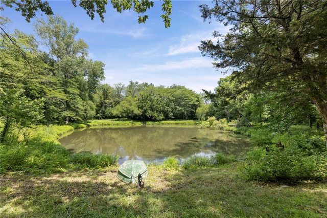 1404 E 183rd Street, Belton, MO 64012