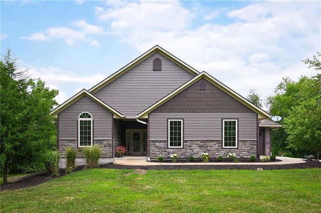 1404 E 183rd Street, Belton, MO 64012