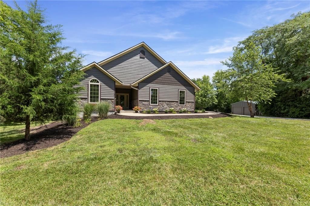1404 E 183rd Street, Belton, MO 64012