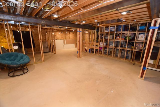 9343 Betsie Drive, Grand Blanc, MI 48439