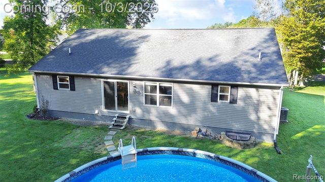 9343 Betsie Drive, Grand Blanc, MI 48439