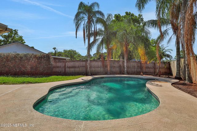 2650 CARDIGAN Court, Orange Park, FL 32065