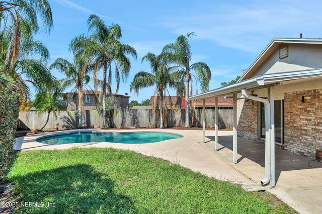 2650 CARDIGAN Court, Orange Park, FL 32065