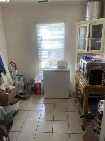 1314 99Th Ave, Oakland, CA 94603