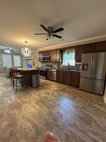 116 Lane Street, Morrilton, AR 72110