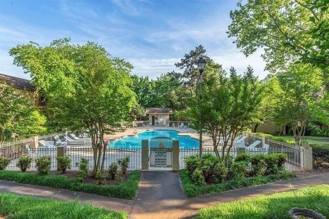 3208 Henderson Mill Road unit 6, Atlanta, GA 30341