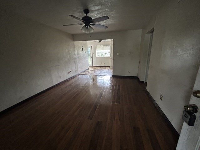 2533 Crestbrook Lane, Grand Prairie, TX 75052