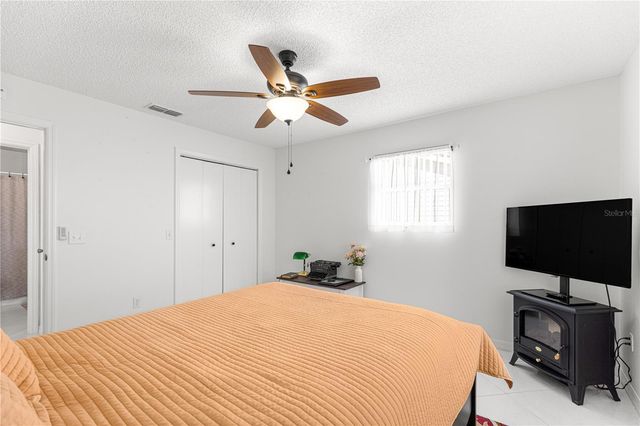 674 CAMINO DEL REY DRIVE, The Villages, FL 32159