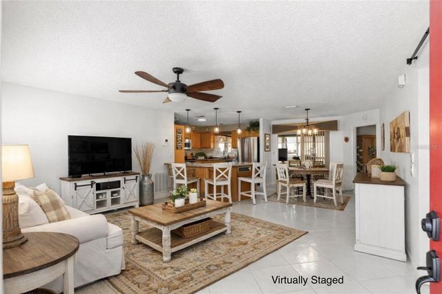 674 CAMINO DEL REY DRIVE, The Villages, FL 32159