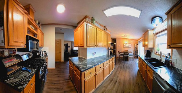 285 Berry Lane, Wisconsin Dells, WI 53965